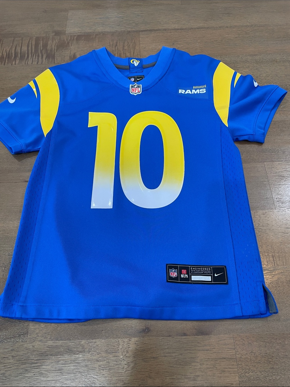 Nike Youth Rams #10 Bright Blue & Yellow Jersey. Size small